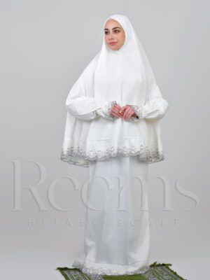 Premium Lace Trim Prayer Set