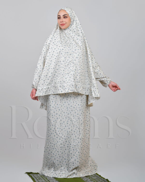 Floral Ruffle Prayer Set