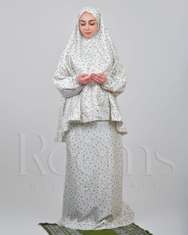 Floral Ruffle Prayer Set